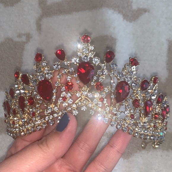 Accessories - Red and gold tiara crown